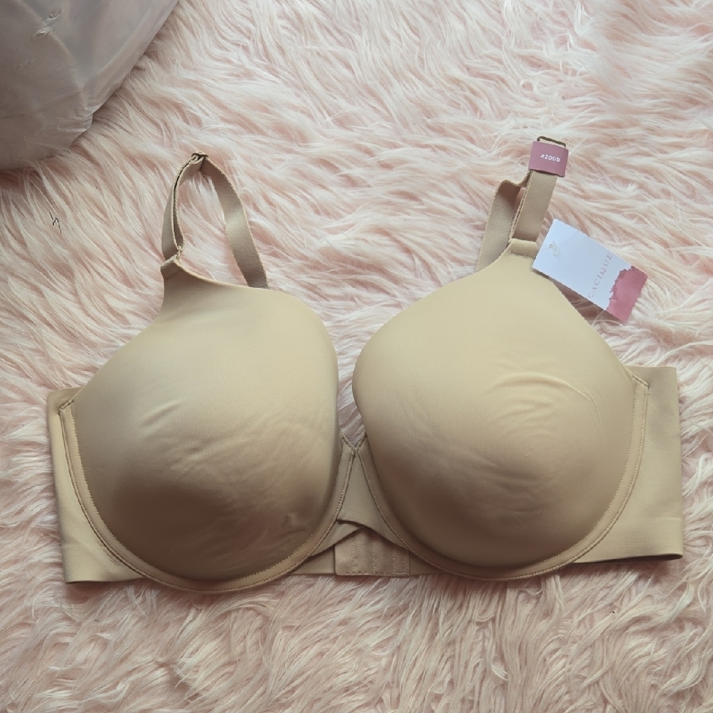 Nude Cacique lane bryant Underwire lined bra